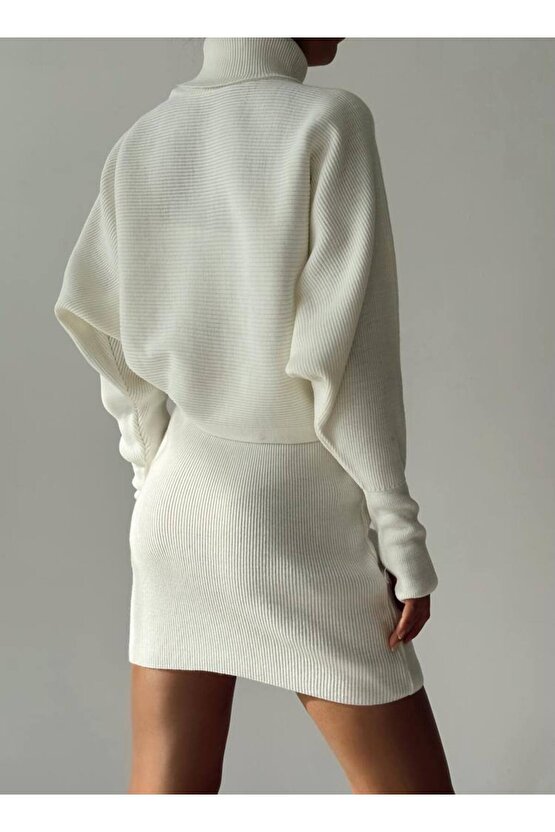 PARMAK GEÇME DETAYLI FİTİLLİ TRİKO TAKIM