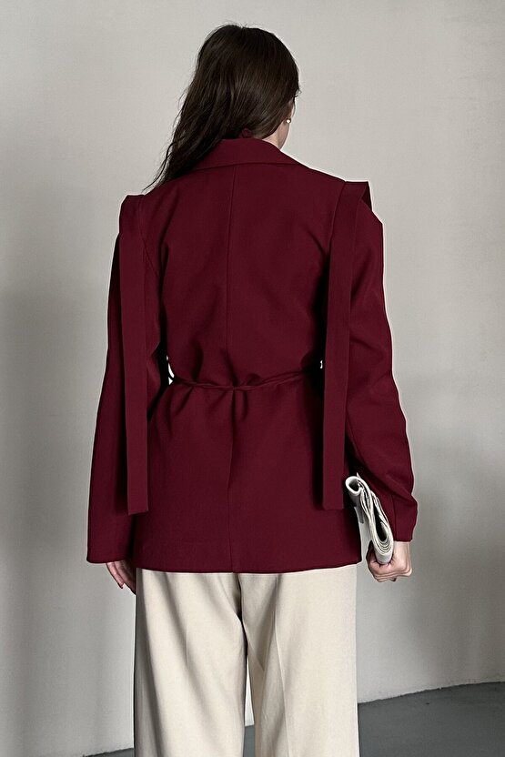 Kadın Kuşaklı Omuz Detaylı Blazer Ceket - Casual Modern Tasarım