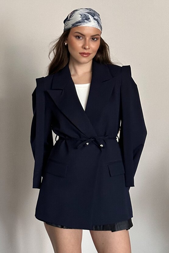Kadın Kuşaklı Omuz Detaylı Blazer Ceket - Casual Modern Tasarım
