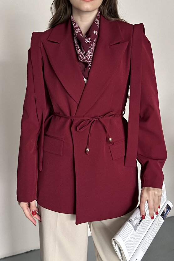 Kadın Kuşaklı Omuz Detaylı Blazer Ceket - Casual Modern Tasarım
