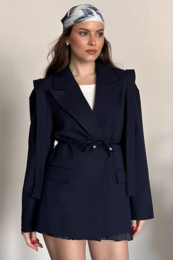 Kadın Kuşaklı Omuz Detaylı Blazer Ceket - Casual Modern Tasarım