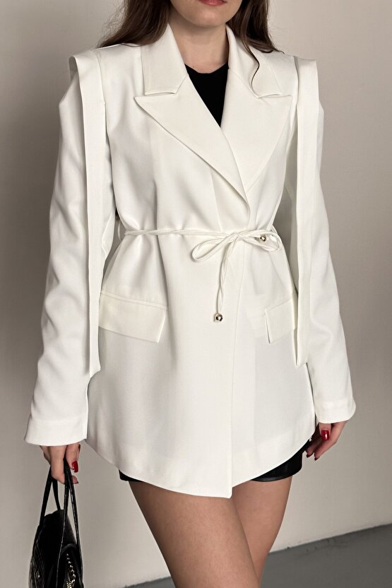 Kadın Kuşaklı Omuz Detaylı Blazer Ceket - Casual Modern Tasarım