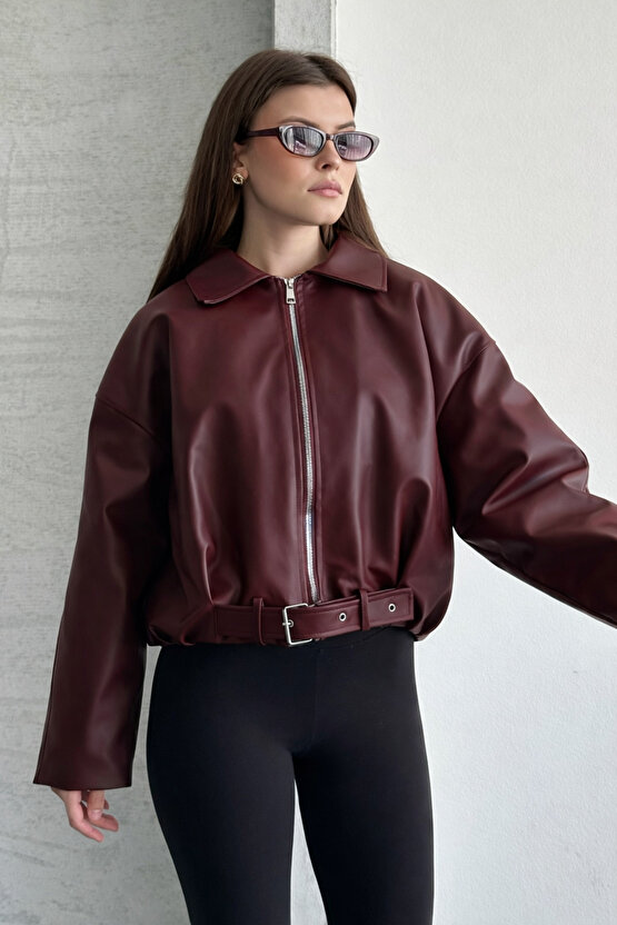 Kadın Bordo İçi Peluş Astarlı Suni Deri Ceket Kemer Detaylı Kürklü Oversize Kısa Mont