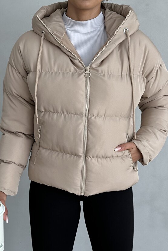 Kadın Kapüşonlu Şişme Mont - Yakası Bağcıklı