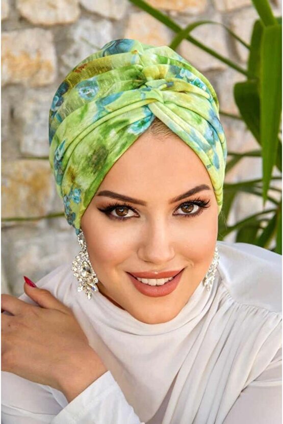 Fıstık Yeşil Çiçek Desenli Burgu Bone