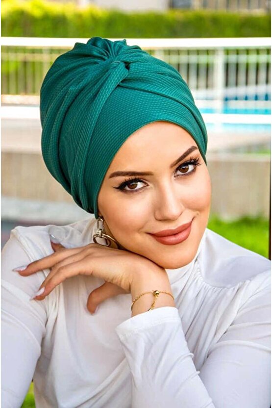 Zümrüt Burgu Detaylı Bone