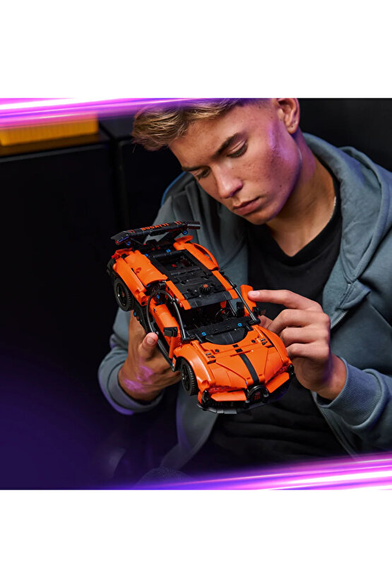 ® Technic™ Bugatti Chiron Pur Sport Hiper Araba 42222 – 9+ Oyuncak Yapım Seti (771 Parça)