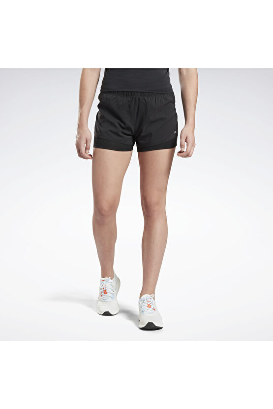 Running Essentials Two-in-One Kadın Taytlı Şort
