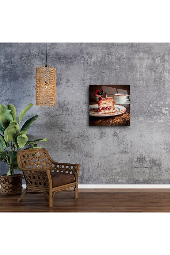 Vişneli Kremalı Pasta ve Kahve Temalı Baskı