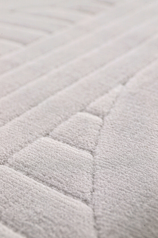 Bambu Saten Parlak Tüylü Yumuşak Kadife Halı Hav Tüy Vermez Taç Gri