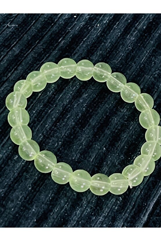 Yeşil Kuvars Soluk açık yeşil Cam gibi şeffaf Ruhsal denge, kalp çakrası taşı