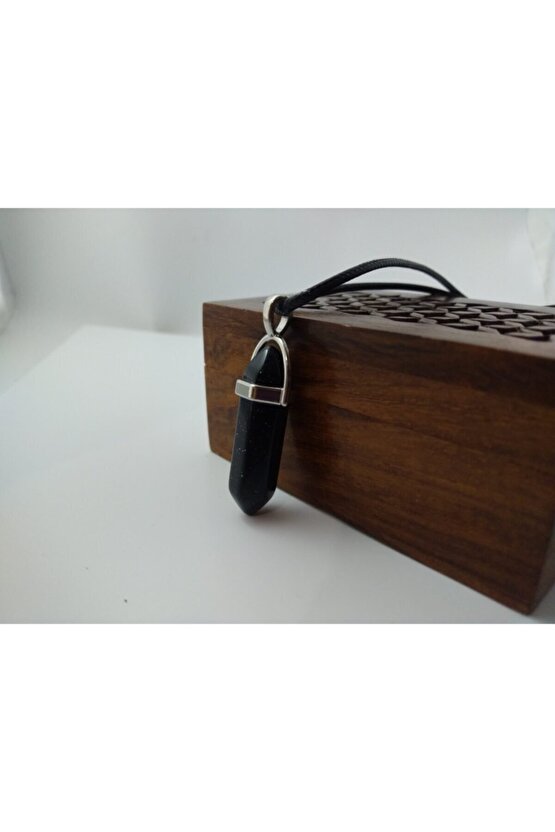 Yıldız Taşı Kolye Çivi Şeklinde Doğaltaş Kolye