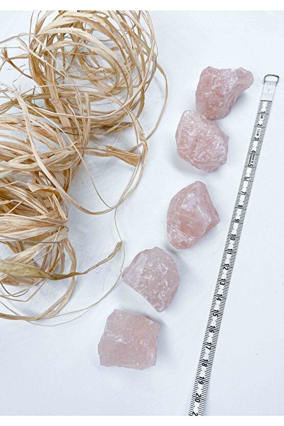 Pembe Kuvars Taşı Işlenmemiş Doğaltaş Parça