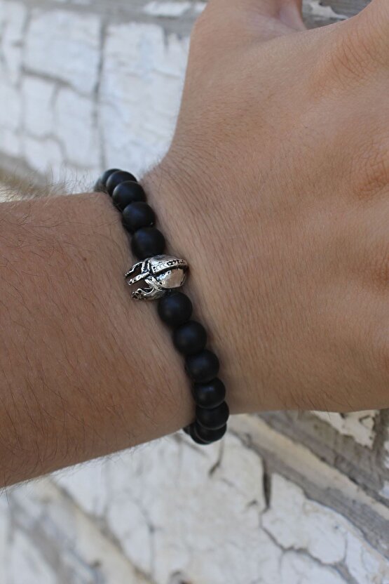 Oniks Miğfer Figür Ön Aksesuarlı 8 Mm Küre Mat Kesim Bileklik