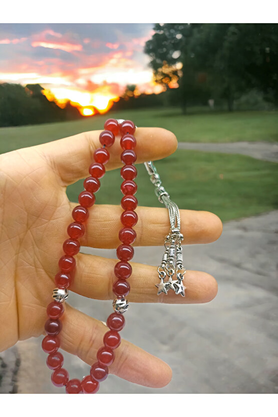 DOĞAL TAŞ KIZIL  AKİK TESBİH(GÜMÜŞ KAPLAMA)(SERTİFİKALI ÖZEL KUTUSUNDA)