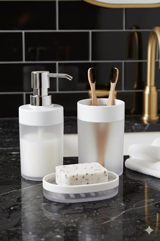 3 Parça Beyaz Banyo Seti | Krom Görünümlü Plastik Başlıklı Sabunluk + Diş Fırçalık + Sabunluk