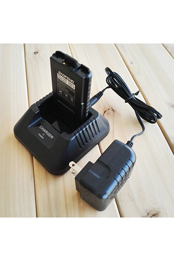 Baofeng 5RA + Plus Masaüstü Şarj Tablası Adaptorlu