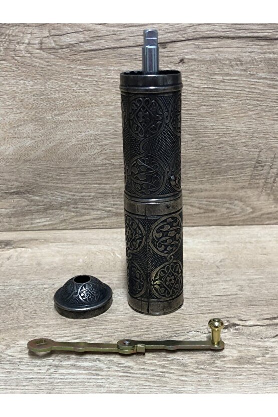 Osmanlı Eskitme Gümüş Tarzı Karabiber Kaya Tuzu Pirinç Değirmeni Büyük Boy Metal Öğütücü