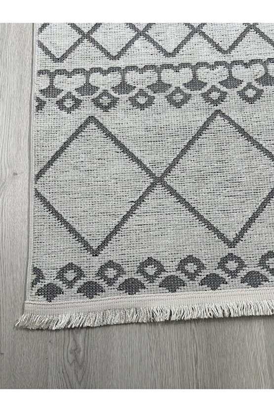 Modern İskandinav Desenli Yıkanabilir Kaymaz Dokuma Taban Şönil Halı Açık Gri