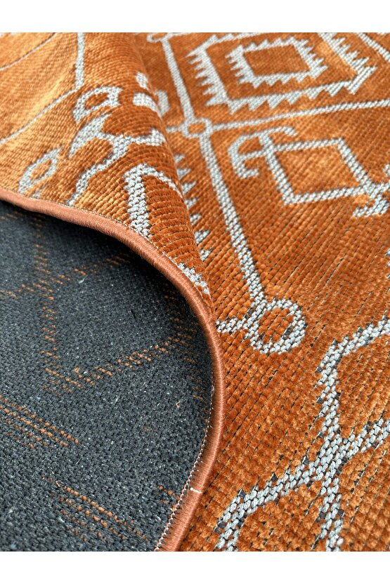 Modern İskandinav Desenli Yıkanabilir Kaymaz Dokuma Taban Şönil Halı Kiremit