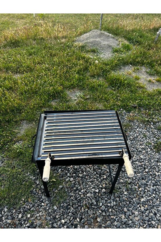 12 Kg Demir 40x50 Oluklu Köfteci Izgaralı Mangal Geçmeli Portatif Ayaklı 55 Cm Ayaklar