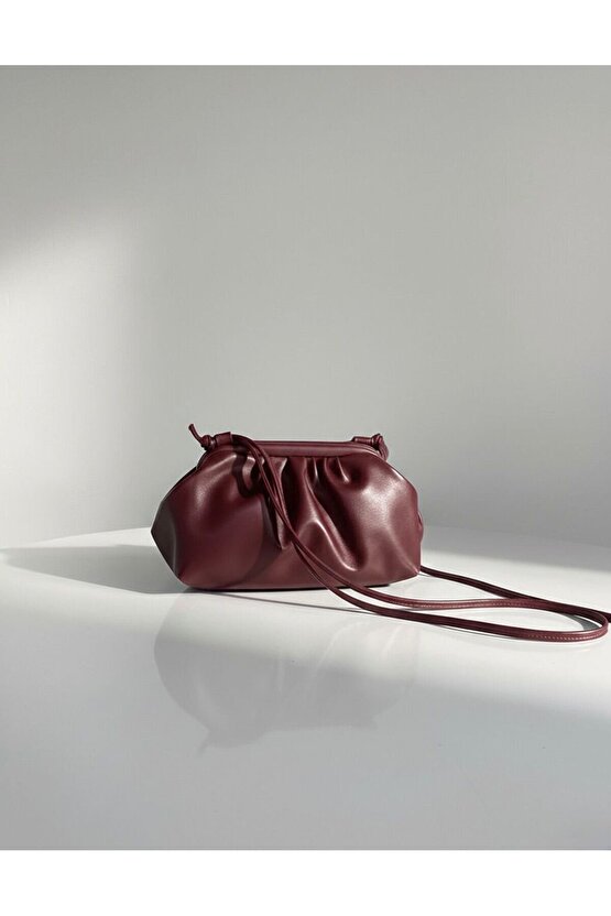 Heybes Kadın Büzgü Tasarım Deri Saplı Omuz ve El Çantası