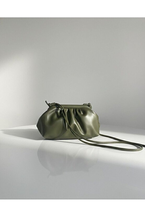 Heybes Kadın Büzgü Tasarım Deri Saplı Omuz ve El Çantası