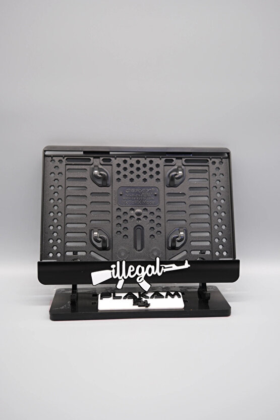 İLLEGAL KELEŞ ÇİZİMLİ BEYAZ PLEKSİ MOTOR PLAKALIĞI