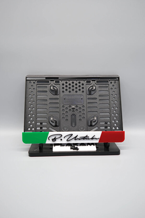 EL YAZI FONTLU İTALYA TEMALI KİŞİYE ÖZEL İSİMLİ PLEKSİ MOTOR PLAKALIĞI