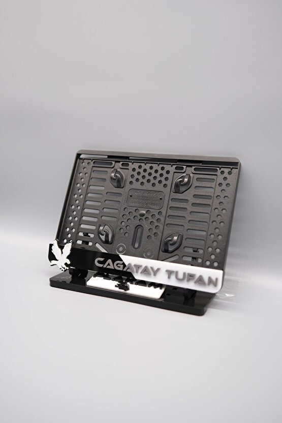 SİYAH BEYAZ TARAFTAR 3D KABARTMALI KİŞİYE ÖZEL İSİMLİ PLEKSİ MOTOR PLAKALIĞI