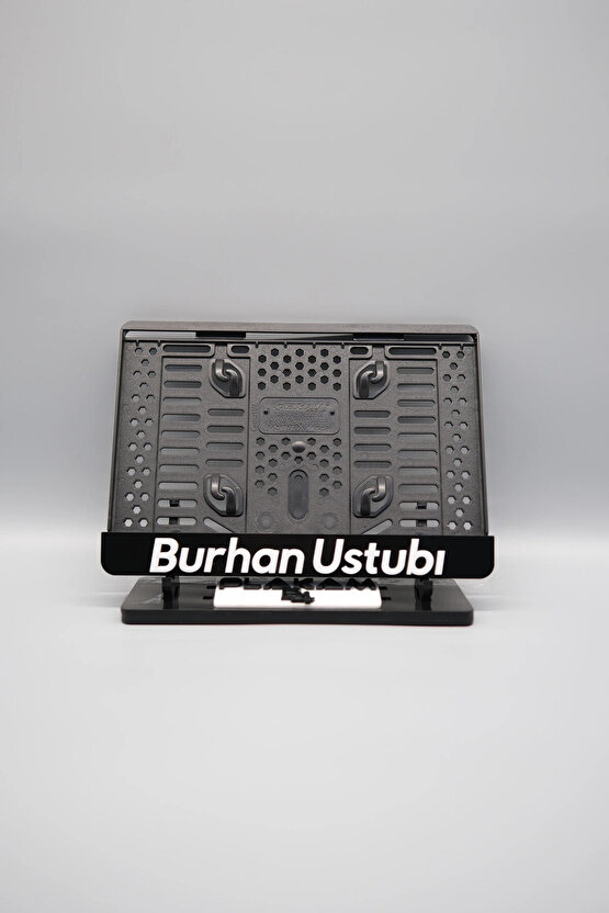 İTALİK KÜÇÜK HARFLİ DÜZ FONTLU KİŞİYE ÖZEL İSİMLİ PLEKSİ MOTOR PLAKALIĞI