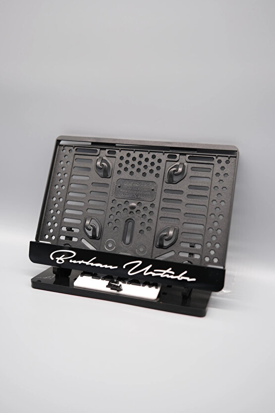 İMZA FONTLU KİŞİYE ÖZEL İSİMLİ PLEKSİ MOTOR PLAKALIĞI