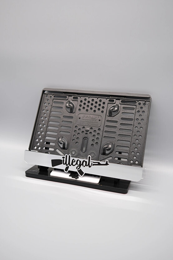İLLEGAL KELEŞ GÜMÜŞ PLEKSİ MOTOR PLAKALIĞI