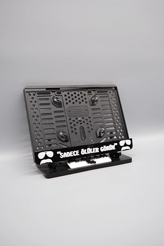 SADECE ÖLÜLER GÖRÜR 3D KABARTMALI SİYAH PLEKSİ MOTOR PLAKALIĞI