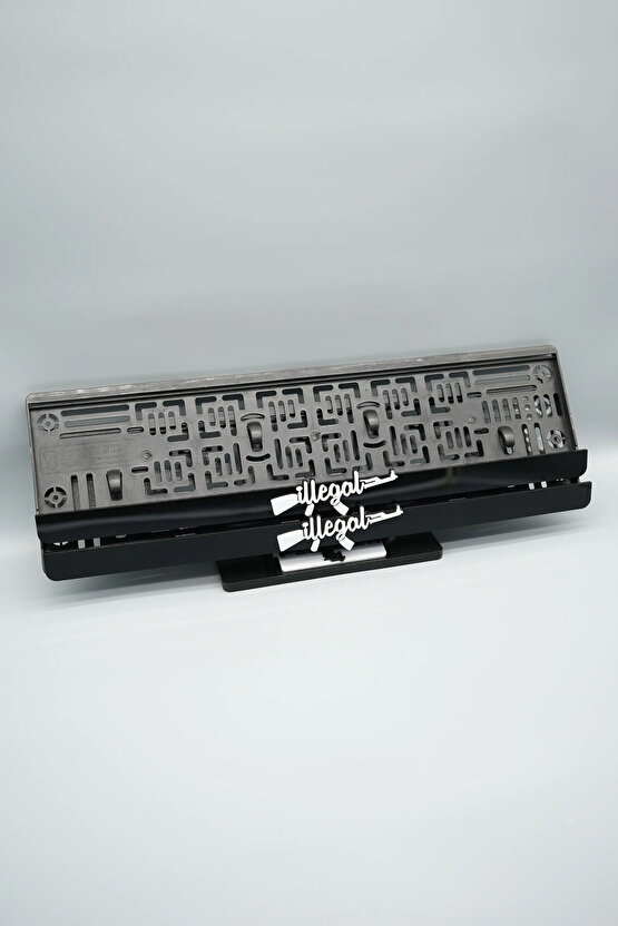 İLLEGAL KELEŞ LOGO SİYAH PLEKSİ ARABA PLAKALIĞI