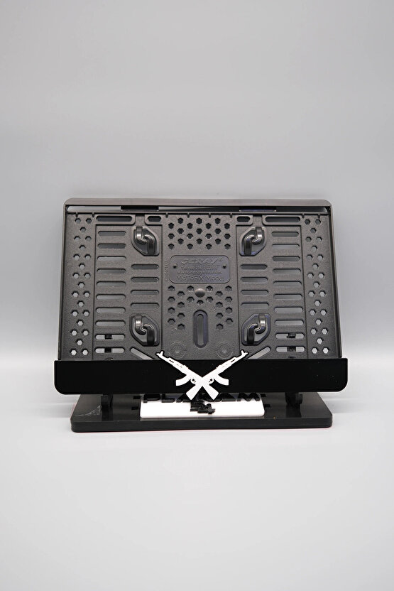 ÇAPRAZ KELEŞLER 3D KABARTMALI PLEKSİ MOTOR PLAKALIĞI