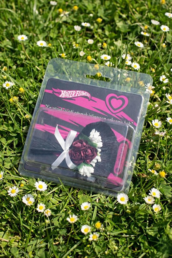 Minik Buket Sevgililer Günü Hediyesi Hotter Flowers En Güzel Çiçeği Görmek İstiyorsan...