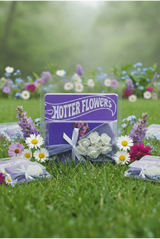 Sevgililer GünüYıl Dönümü İçin Farklı Hediye Minik Buket Beyaz Gül Aranjmanı