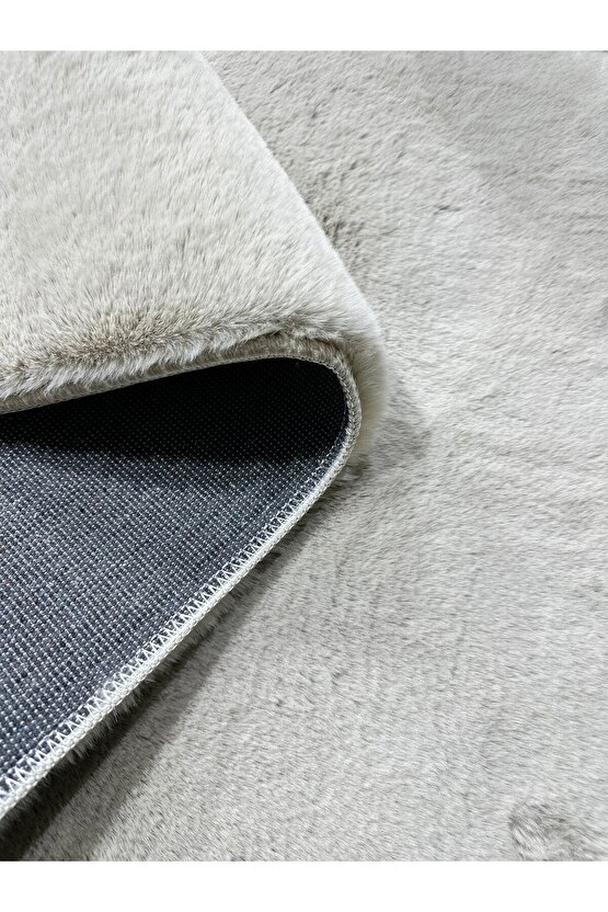 Premium Yumuşacık Tavşan Tüyü Serisi Tüy Dökmez Kaymaz Dokuma Taban Peluş Halı Vizon