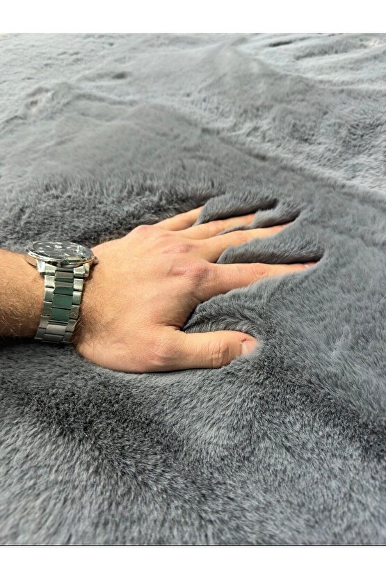 Premium Yumuşacık Tavşan Tüyü Serisi Tüy Dökmez Kaymaz Dokuma Taban Peluş Halı Antrasit