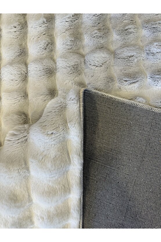 Yumuşak Dokulu Tavşan Tüyü Peluş Yıkanabilir Kaymaz Taban Salon Halısı Çocuk Halısı Gri