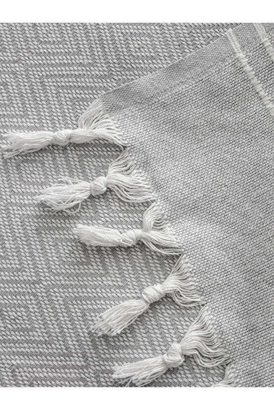 HOME Gri Çizgi Nakışlı Yatak Örtüsü 180x230 Cm