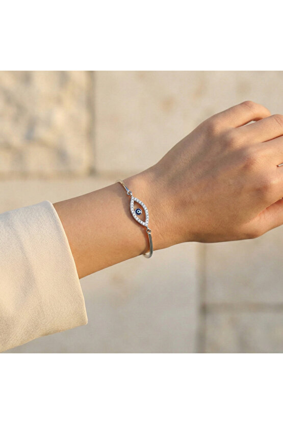 Kadın Beyaz Nazar Boncuklu Göz Şarnelli Bileklik