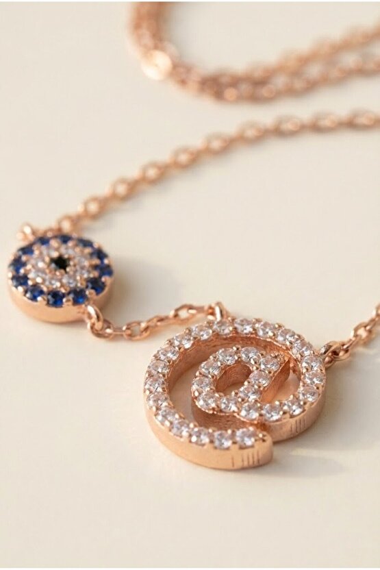 Kadın Beyaz Kuyruklu A Gümüş Kolye