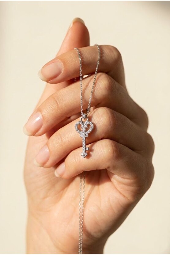 Kalbimin Anahtarı Kolye