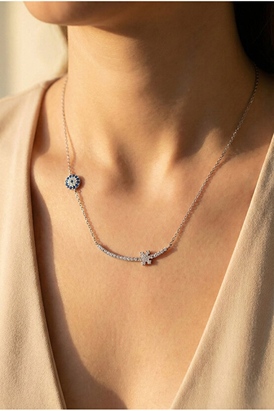 Ince Çizgili Kar Tanesi Kolye