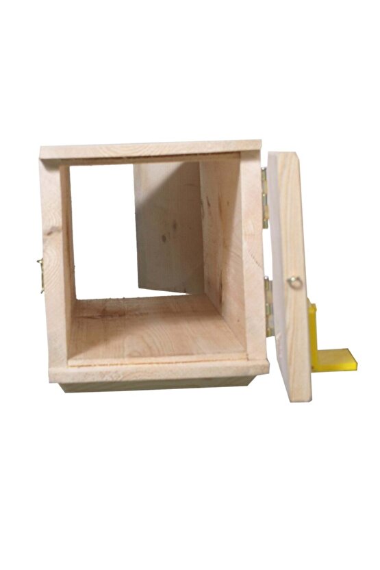 Organik Bal Üretimi Için Karakovan Arı Kovanı