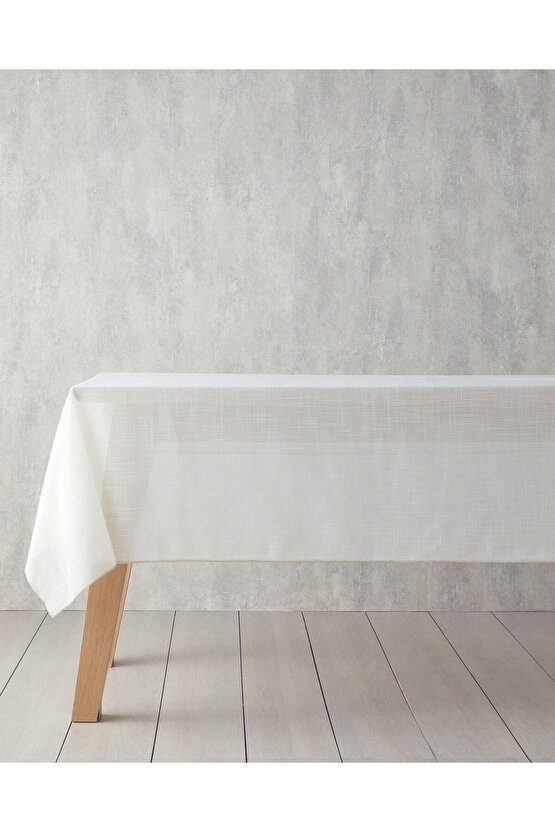 Lenore Polyester Masa Örtüsü Gold