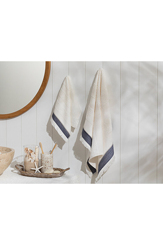 Lucina Pamuklu Saçaklı El Havlusu 30x40 Cm Ekru-lacivert