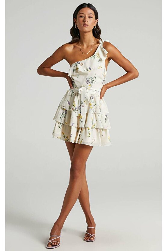 Kadın Kat Etek Tek Omuz Bağlamalı Krep Kumaş Beyaz Mini Elbise